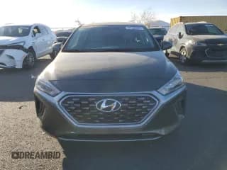 ✅ 2022 Hyundai Ioniq Blue • VIN: KMHC65LC2NU281311 • Lot: 44138945. Wystawiony na Copart z przebiegiem 58 466 mil. Bezpłatny archiwum sprzedaży aukcyjnych z USA i szczegółowy raport historii pojazdu na DreamBid. Zdjęcie 5.