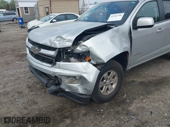 ✅ 2019 Chevrolet Colorado 2WD Work Truck • VIN: 1GCGSBEN3K1164686 • Lot: 41943796. Listed on IAAI with 65,000 mi. Free auction sales archive from the USA and detailed vehicle history report at DreamBid. Image 6.