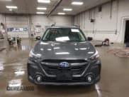 ✅ 2025 Subaru Outback Premium • VIN: 4S4BTAFC8S3236125 • Lot: 43304743. Wystawiony na IAAI z przebiegiem 5 008 mil. Bezpłatny archiwum sprzedaży aukcyjnych z USA i szczegółowy raport historii pojazdu na DreamBid. Zdjęcie 12.