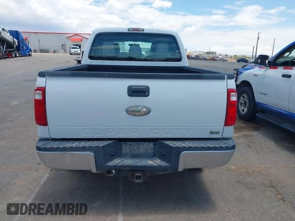 ✅ 2011 Ford F-250 XL • VIN: 1FT7W2B6XBEC15207 • Лот: 42484763. Опубликован ранее на IAAI с пробегом 84 620 миль. Бесплатный доступ к архиву аукционных продаж из США и подробный отчёт об истории автомобиля на DreamBid. Изображение 16.