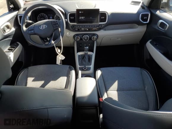 ✅ 2021 Hyundai Venue SEL • VIN: KMHRC8A35MU112521 • Lot: 50298175. Listed on Copart with 90,460 mi. Free auction sales archive from the USA and detailed vehicle history report at DreamBid. Image 8.