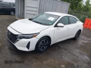 ✅ 2024 Nissan Sentra SV • VIN: 3N1AB8CV6RY381122 • Lot: 43007539. Wystawiony na IAAI z przebiegiem 13 305 mil. Bezpłatny archiwum sprzedaży aukcyjnych z USA i szczegółowy raport historii pojazdu na DreamBid. Zdjęcie 2.