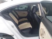 ✅ 2012 Volkswagen CC Sport • VIN: WVWMP7AN5CE544372 • Lot: 43667413. Wystawiony na IAAI z przebiegiem 178 070 mil. Bezpłatny archiwum sprzedaży aukcyjnych z USA i szczegółowy raport historii pojazdu na DreamBid. Zdjęcie 8.