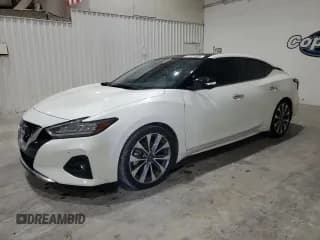 ✅ 2023 Nissan Maxima Platinum • VIN: 1N4AA6FV9PC514158 • Лот: 81121485. Опубликован ранее на Copart с пробегом 11 462 миль. Бесплатный доступ к архиву аукционных продаж из США и подробный отчёт об истории автомобиля на DreamBid. Изображение 1.