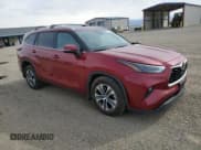 ✅ 2025 Toyota Highlander LE • VIN: 5TDKDRBH5SS575652 • Lot: 52278515. Listed on Copart with 2,378 mi. Free auction sales archive from the USA and detailed vehicle history report at DreamBid. Image 4.