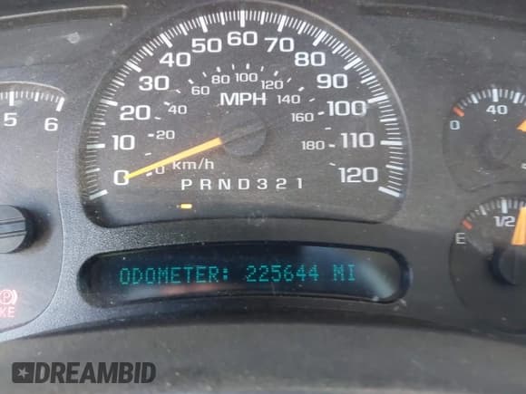 ✅ 2006 Chevrolet Silverado 1500 LT1 • VIN: 2GCEK13T761140183 • Лот: 41760307. Опубликован ранее на IAAI с пробегом 225 644 миль. Бесплатный доступ к архиву аукционных продаж из США и подробный отчёт об истории автомобиля на DreamBid. Изображение 7.