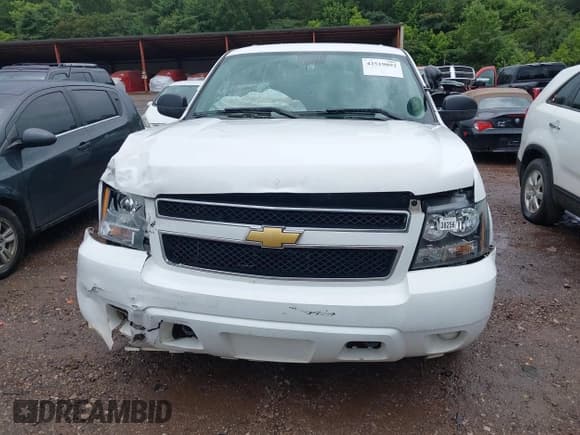 ✅ 2013 Chevrolet Tahoe Commercial • VIN: 1GNLC2E09DR328812 • Lot: 42519892. Wystawiony na IAAI z przebiegiem 171 813 mil. Bezpłatny archiwum sprzedaży aukcyjnych z USA i szczegółowy raport historii pojazdu na DreamBid. Zdjęcie 12.