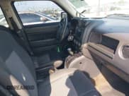 ✅ 2013 Jeep Patriot Latitude • VIN: 1C4NJPFA5DD194096 • Lot: 43007485. Listed on IAAI with 81,458 mi. Free auction sales archive from the USA and detailed vehicle history report at DreamBid. Image 5.