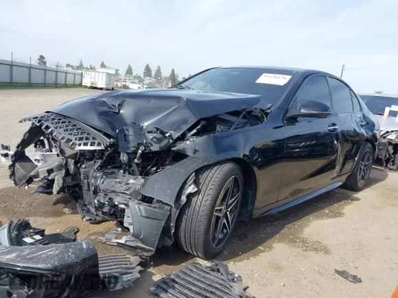 ✅ 2024 Mercedes-Benz C 300 • VIN: W1KAF4HB2RR190933 • Лот: 41670470. Опубликован ранее на IAAI с пробегом 2 744 миль. Бесплатный доступ к архиву аукционных продаж из США и подробный отчёт об истории автомобиля на DreamBid. Изображение 15.