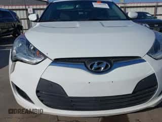 2013 Hyundai Veloster w/Gray Int с VIN KMHTC6AD3DU092515, выставлен на аукционе IAAI как лот 43308569 с пробегом 141 807 миль миль и . История ставок и продаж доступна на DreamBid. Изображение 6.