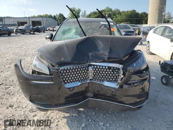 ✅ 2020 Lincoln Corsair Reserve • VIN: 5LMCJ2C9XLUL04832 • Lot: 67728205. Wystawiony na Copart z przebiegiem 23 848 mil. Bezpłatny archiwum sprzedaży aukcyjnych z USA i szczegółowy raport historii pojazdu na DreamBid. Zdjęcie 5.