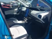 ✅ 2017 Toyota Prius Plus • VIN: JTDKARFP2H3001031 • Lot: 41934825. Listed on IAAI with 85,634 mi. Free auction sales archive from the USA and detailed vehicle history report at DreamBid. Image 5.