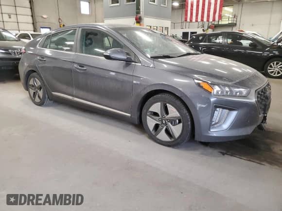 2020 Hyundai Ioniq SEL z VIN KMHC85LC7LU207471, wystawiony jako Copart lot #77454154 z przebiegiem 62 476 mil mil oraz Szkoda całkowita • Salvage title. Historia ofert i sprzedaży dostępna na DreamBid. Obrazek 4.