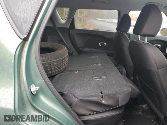 ✅ 2014 Kia Soul • VIN: KNDJN2A20E7002010 • Lot: 90512195. Listed on Copart with 137,750 mi. Free auction sales archive from the USA and detailed vehicle history report at DreamBid. Image 11.