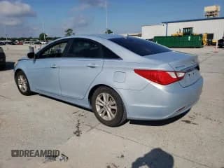 ✅ 2013 Hyundai Sonata GLS • VIN: 5NPEB4AC4DH605728 • Lot: 71547984. Listed on Copart with 136,689 mi. Free auction sales archive from the USA and detailed vehicle history report at DreamBid. Image 2.