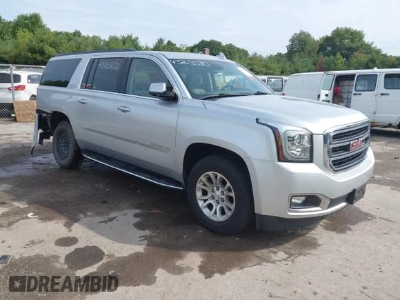 ✅ 2019 GMC Yukon XL SLT • VIN: 1GKS2GKC2KR356407 • Lot: 43265030. Wystawiony na IAAI z przebiegiem 147 689 mil. Bezpłatny archiwum sprzedaży aukcyjnych z USA i szczegółowy raport historii pojazdu na DreamBid. Zdjęcie 1.