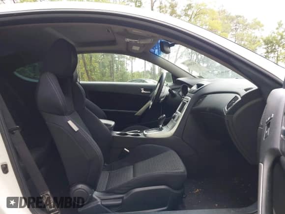 2010 Hyundai Genesis Coupe Premium с VIN KMHHT6KD0AU041148, выставлен на аукционе IAAI как лот 43268936 с пробегом 192 829 миль миль и . История ставок и продаж доступна на DreamBid. Изображение 5.