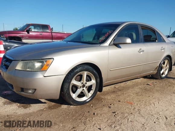 ✅ 2007 Hyundai Sonata SE • VIN: 5NPEU46F27H169513 • Lot: 43536975. Wystawiony na IAAI z przebiegiem Nie podano. Bezpłatny archiwum sprzedaży aukcyjnych z USA i szczegółowy raport historii pojazdu na DreamBid. Zdjęcie 2.