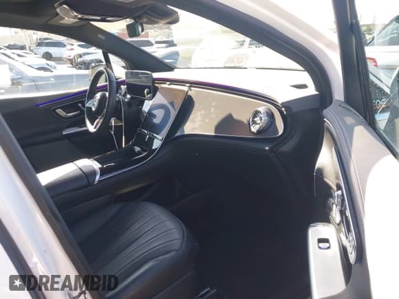 ✅ 2023 Mercedes-Benz EQE 350+ • VIN: 4JGGM2BB1PA024627 • Lot: 42873379. Listed on IAAI with 14,931 mi. Free auction sales archive from the USA and detailed vehicle history report at DreamBid. Image 5.