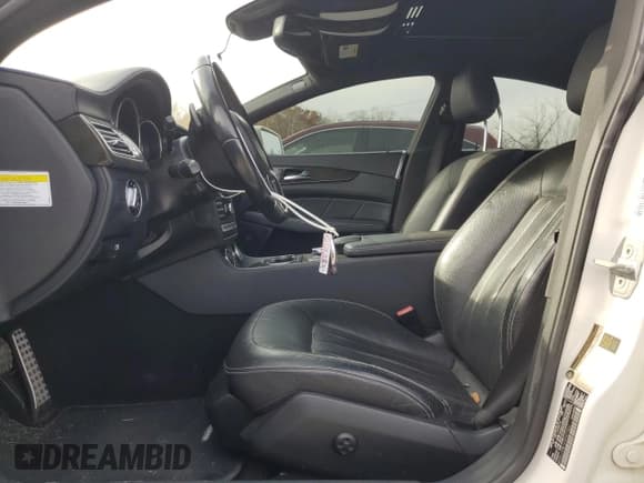 ✅ 2012 Mercedes-Benz CLS 550 • VIN: WDDLJ7DB1CA007526 • Lot: 91368275. Wystawiony na Copart z przebiegiem 140 591 mil. Bezpłatny archiwum sprzedaży aukcyjnych z USA i szczegółowy raport historii pojazdu na DreamBid. Zdjęcie 7.