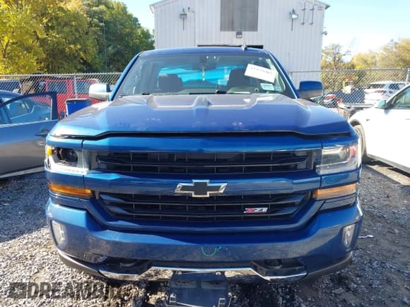 ✅ 2018 Chevrolet Silverado 1500 LT • VIN: 1GCVKREC9JZ161869 • Lot: 43439903. Wystawiony na IAAI z przebiegiem 93 644 mil. Bezpłatny archiwum sprzedaży aukcyjnych z USA i szczegółowy raport historii pojazdu na DreamBid. Zdjęcie 12.