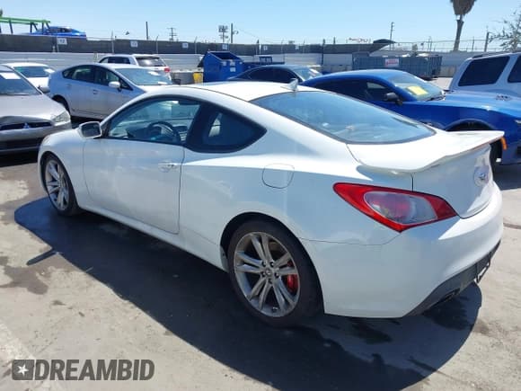 ✅ 2010 Hyundai Genesis Coupe • VIN: KMHHU6KH2AU006871 • Lot: 41906167. Wystawiony na IAAI z przebiegiem 118 585 mil. Bezpłatny archiwum sprzedaży aukcyjnych z USA i szczegółowy raport historii pojazdu na DreamBid. Zdjęcie 3.