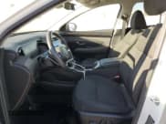 ✅ 2022 Hyundai Tucson SEL • VIN: 5NMJFCAE2NH011653 • Lot: 76579594. Wystawiony na Copart z przebiegiem 38 623 mil. Bezpłatny archiwum sprzedaży aukcyjnych z USA i szczegółowy raport historii pojazdu na DreamBid. Zdjęcie 7.