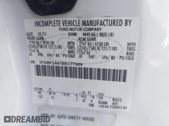 ✅ 2011 Ford F-250 XL • VIN: 1FDBF2A61BEC77909 • Lot: 43633747. Listed on IAAI with 242,631 mi. Free auction sales archive from the USA and detailed vehicle history report at DreamBid. Image 9.