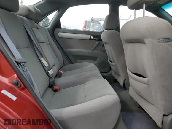 ✅ 2008 Suzuki Forenza • VIN: KL5JD56Z28K929494 • Lot: 84275715. Listed on Copart with 195,758 mi. Free auction sales archive from the USA and detailed vehicle history report at DreamBid. Image 10.