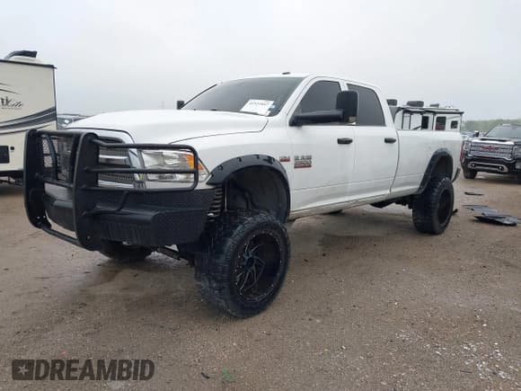 ✅ 2017 Ram 2500 Tradesman • VIN: 3C6UR5HJ5HG685791 • Lot: 41921847. Listed on IAAI with 152,631 mi. Free auction sales archive from the USA and detailed vehicle history report at DreamBid. Image 18.