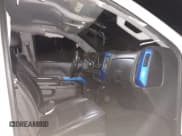 ✅ 2018 Chevrolet Silverado 2500HD LTZ • VIN: 1GC1KWEY0JF184077 • Lot: 43354926. Wystawiony na IAAI z przebiegiem 226 940 mil. Bezpłatny archiwum sprzedaży aukcyjnych z USA i szczegółowy raport historii pojazdu na DreamBid. Zdjęcie 5.