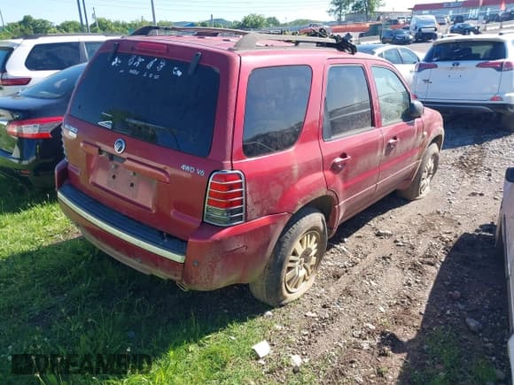 ✅ 2007 Mercury Mariner Premier • VIN: 4M2CU97117KJ14067 • Lot: 42255709. Wystawiony na IAAI z przebiegiem Nie podano. Bezpłatny archiwum sprzedaży aukcyjnych z USA i szczegółowy raport historii pojazdu na DreamBid. Zdjęcie 4.