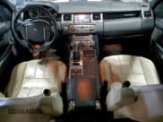 ✅ 2013 Land Rover Range Rover Sport HSE Lux • VIN: SALSK2D40DA761308 • Лот: 95415325. Опубликован ранее на Copart с пробегом 137 635 миль. Бесплатный доступ к архиву аукционных продаж из США и подробный отчёт об истории автомобиля на DreamBid. Изображение 8.