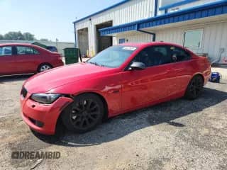 2008 BMW 3 Series 335xi с VIN WBAWC73508E066710, выставлен на аукционе Copart как лот 68870635 с пробегом 198 507 миль миль и На запчасти • Non repairable. История ставок и продаж доступна на DreamBid. Изображение 1.
