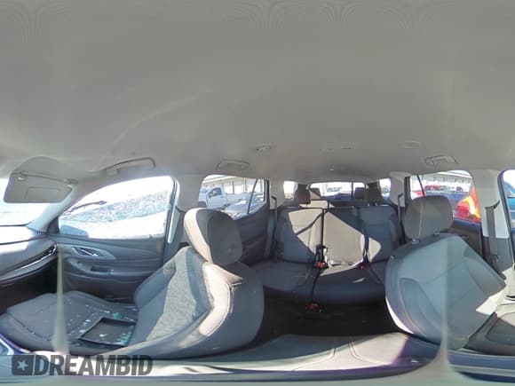 ✅ 2018 Chevrolet Traverse LS • VIN: 1GNERFKW7JJ127542 • Lot: 88205185. Wystawiony na Copart z przebiegiem 94 201 mil. Bezpłatny archiwum sprzedaży aukcyjnych z USA i szczegółowy raport historii pojazdu na DreamBid. Zdjęcie 13.