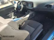 ✅ 2018 Dodge Challenger R/T Scat Pack • VIN: 2C3CDZFJ3JH305225 • Lot: 81136193. Wystawiony na Copart z przebiegiem 26 049 mil. Bezpłatny archiwum sprzedaży aukcyjnych z USA i szczegółowy raport historii pojazdu na DreamBid. Zdjęcie 8.