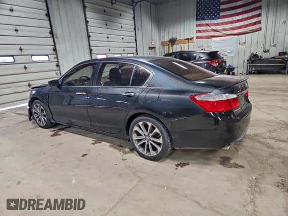 ✅ 2014 Honda Accord Sport • VIN: 1HGCR2F55EA284813 • Лот: 94130305. Опубликован ранее на Copart с пробегом 158 010 миль. Бесплатный доступ к архиву аукционных продаж из США и подробный отчёт об истории автомобиля на DreamBid. Изображение 2.