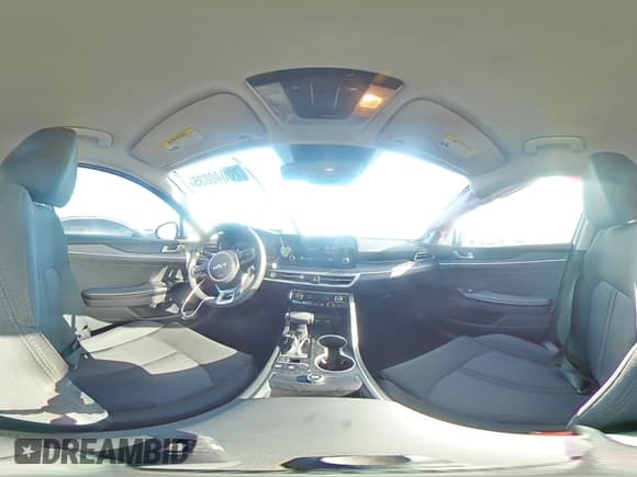 ✅ 2024 Kia K5 LXS • VIN: 5XXG14J20RG237408 • Lot: 70040835. Wystawiony na Copart z przebiegiem 30 423 mil. Bezpłatny archiwum sprzedaży aukcyjnych z USA i szczegółowy raport historii pojazdu na DreamBid. Zdjęcie 14.