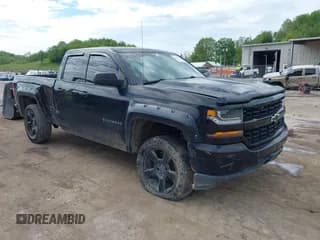 ✅ 2017 Chevrolet Silverado 1500 Work Truck • VIN: 1GCVKNEH6HZ141285 • Lot: 42190246. Wystawiony na IAAI z przebiegiem 122 864 mil. Bezpłatny archiwum sprzedaży aukcyjnych z USA i szczegółowy raport historii pojazdu na DreamBid. Zdjęcie 1.