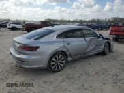 ✅ 2020 Volkswagen Arteon SE • VIN: WVWBR7AN4LE016145 • Лот: 78325454. Опубликован ранее на Copart с пробегом 32 431 миль. Бесплатный доступ к архиву аукционных продаж из США и подробный отчёт об истории автомобиля на DreamBid. Изображение 3.
