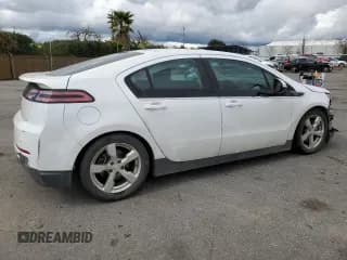 ✅ 2015 Chevrolet Volt • VIN: 1G1RC6E47FU104458 • Lot: 46231674. Wystawiony na Copart z przebiegiem 145 026 mil. Bezpłatny archiwum sprzedaży aukcyjnych z USA i szczegółowy raport historii pojazdu na DreamBid. Zdjęcie 3.