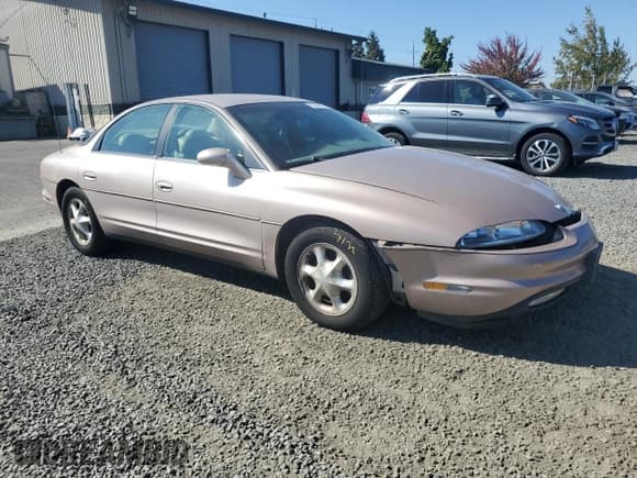 ✅ 1999 Oldsmobile Aurora • VIN: 1G3GR62C3X4104080 • Lot: 83846835. Listed on Copart with 139,854 mi. Free auction sales archive from the USA and detailed vehicle history report at DreamBid. Image 4.