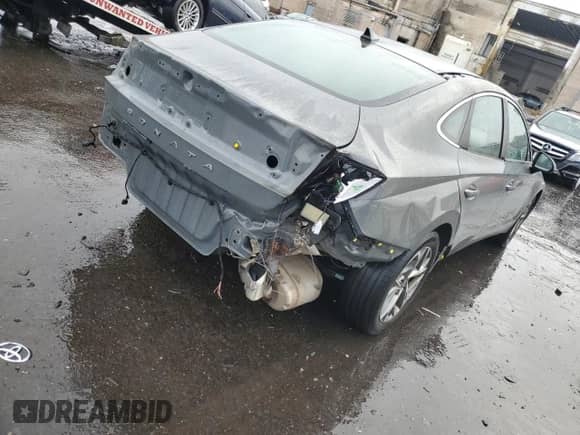 2020 Hyundai Sonata SEL z VIN 5NPEF4JA2LH060050, wystawiony jako Copart lot #67346822 z przebiegiem 40 182 mil mil oraz . Historia ofert i sprzedaży dostępna na DreamBid. Obrazek 9.