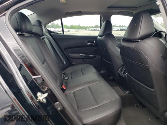 ✅ 2018 Acura TLX Technology • VIN: 19UUB1F50JA004017 • Lot: 56784715. Listed on Copart with 106,112 mi. Free auction sales archive from the USA and detailed vehicle history report at DreamBid. Image 10.