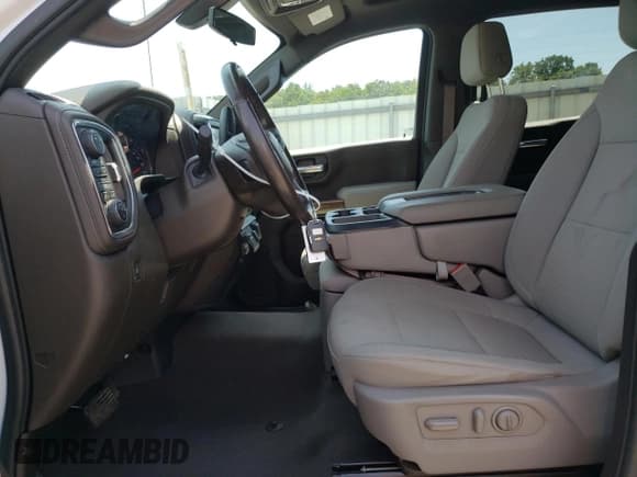 ✅ 2019 Chevrolet Silverado 1500 LT • VIN: 3GCUYDED1KG165079 • Lot: 68752024. Wystawiony na Copart z przebiegiem 81 894 mil. Bezpłatny archiwum sprzedaży aukcyjnych z USA i szczegółowy raport historii pojazdu na DreamBid. Zdjęcie 7.