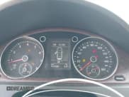 ✅ 2010 Volkswagen CC Sport • VIN: WVWNN7AN5AE542578 • Lot: 42758725. Wystawiony na IAAI z przebiegiem 152 580 mil. Bezpłatny archiwum sprzedaży aukcyjnych z USA i szczegółowy raport historii pojazdu na DreamBid. Zdjęcie 7.