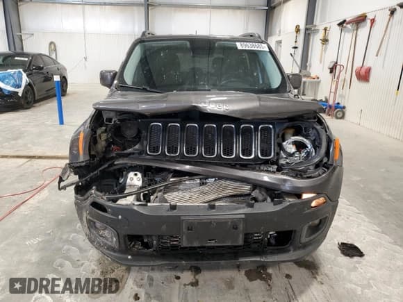 ✅ 2017 Jeep Renegade Latitude • VIN: ZACCJBBB0HPG29977 • Lot: 89638685. Listed on Copart with 117,230 mi. Free auction sales archive from the USA and detailed vehicle history report at DreamBid. Image 5.