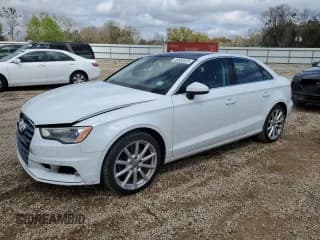 ✅ 2016 Audi A3 Premium Plus • VIN: WAUC7GFF5G1026575 • Лот: 48364935. Опубликован ранее на Copart с пробегом 95 607 миль. Бесплатный доступ к архиву аукционных продаж из США и подробный отчёт об истории автомобиля на DreamBid. Изображение 1.