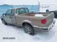 1997 Chevrolet S-10 LS with VIN 1GCDT19X9V8194924, listed as a IAAI auction lot 41456293 with 151,839 mi miles and . Bid and sale history available at DreamBid. Image 3.