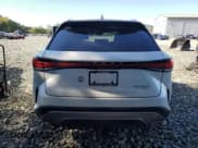 ✅ 2024 Lexus RX 350 Premium • VIN: 2T2BAMCA0RC087995 • Lot: 84790445. Wystawiony na Copart z przebiegiem 9 726 mil. Bezpłatny archiwum sprzedaży aukcyjnych z USA i szczegółowy raport historii pojazdu na DreamBid. Zdjęcie 6.